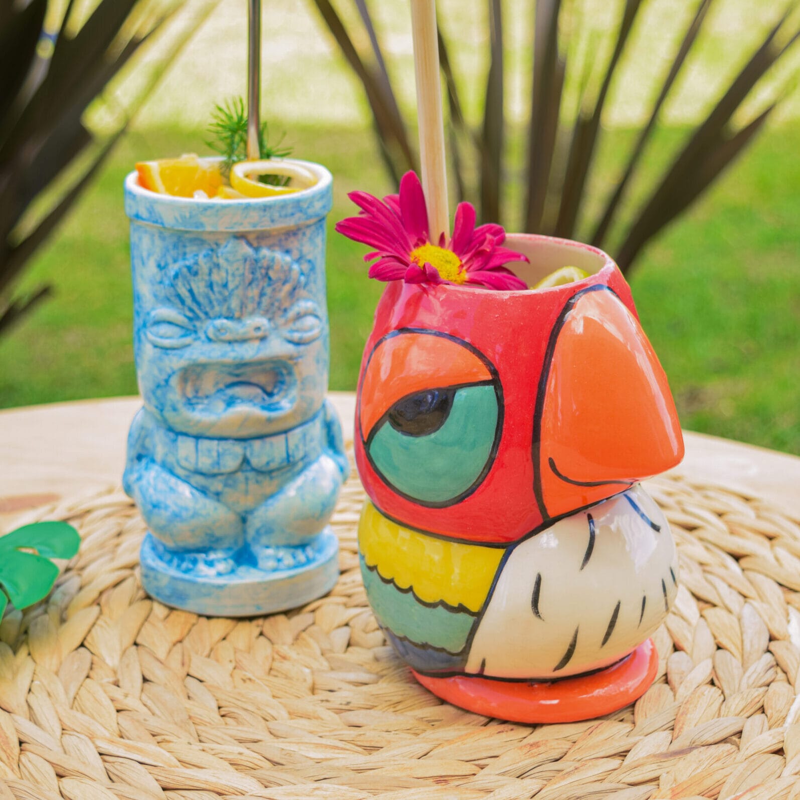 Colección de vasos tiki Sikana